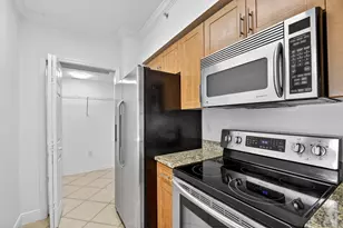 6511 Emerald Dunes Dr, West Palm Beach, FL 33411 - Photo 12