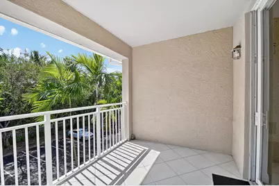 6511 Emerald Dunes Drive #304, West Palm Beach, FL 33411 - Photo 24