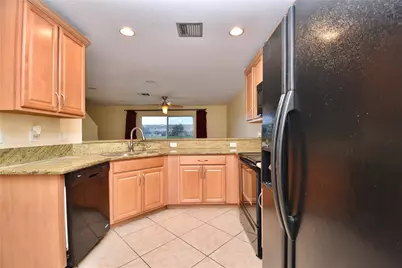 8982 Chambers Street, Tamarac, FL 33321 - Photo 10