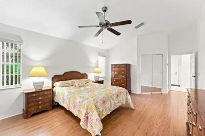 143 Cameron Court, Weston, FL 33326 - Photo 12