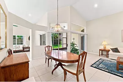 143 Cameron Court, Weston, FL 33326 - Photo 4