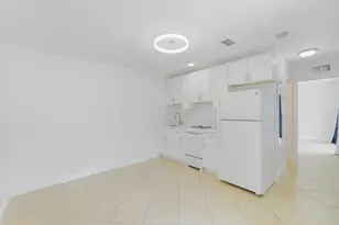 2831 N Seacrest Blvd, Boynton Beach, FL 33435 - Photo 4