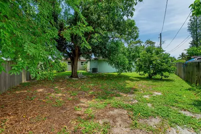 2831 N Seacrest Boulevard #B, Boynton Beach, FL 33435 - Photo 14