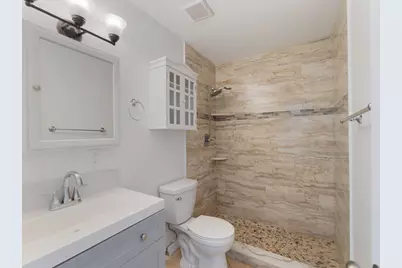 2831 N Seacrest Boulevard, Boynton Beach, FL 33435 - Photo 32