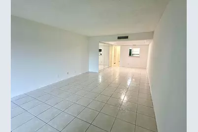 23099 Barwood Lane N #109, Boca Raton, FL 33428 - Photo 12