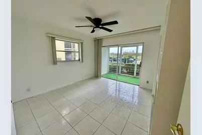 23099 Barwood Lane N #109, Boca Raton, FL 33428 - Photo 18