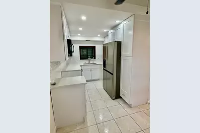 23099 Barwood Lane N #109, Boca Raton, FL 33428 - Photo 2