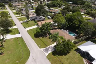 1673 SW Gemini Ln, Port Saint Lucie, FL 34984 - Photo 22