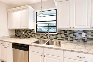 2068 SW Morelia Ln, Port Saint Lucie, FL 34953 - Photo 10