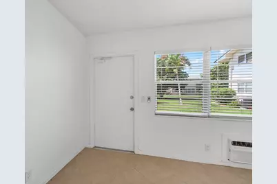 126 Norwich F, West Palm Beach, FL 33417 - Photo 12
