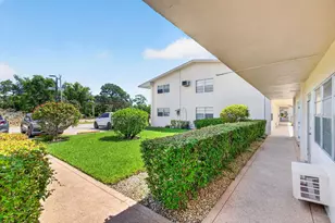 126 Norwich F, West Palm Beach, FL 33417 - Photo 6
