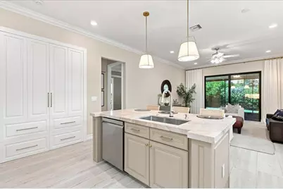 7336 NW 112th Way, Parkland, FL 33076 - Photo 10