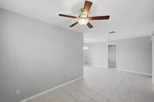 841 Bent Creek Dr, Fort Pierce, FL 34947 - Photo 12