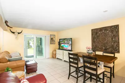 2812 Garden Drive S #101, Lake Worth Beach, FL 33461 - Photo 2