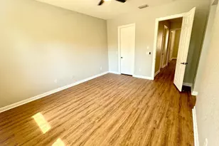 499 Corte Madera Ln, West Palm Beach, FL 33401 - Photo 12