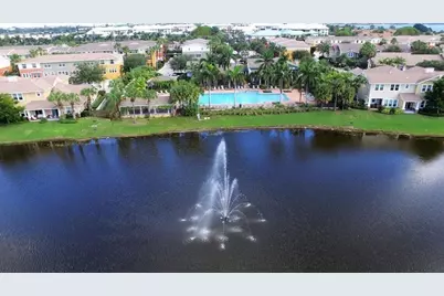 499 Corte Madera Lane #4, West Palm Beach, FL 33401 - Photo 34