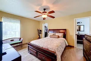 1402 SW Flounder Ln, Port Saint Lucie, FL 34953 - Photo 16