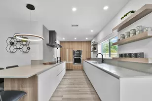 803 Bluebird Dr, Delray Beach, FL 33444 - Photo 2