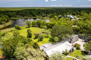 12856 Arrow Wood Dr, Palm Beach Gardens, FL 33418 - Photo 4