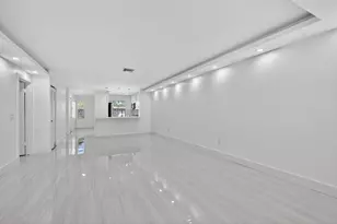 9272 Vista Del Lago, Boca Raton, FL 33428 - Photo 16
