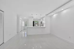 9272 Vista Del Lago, Boca Raton, FL 33428 - Photo 10