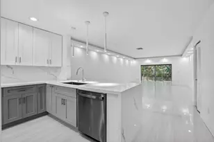 9272 Vista Del Lago, Boca Raton, FL 33428 - Photo 4