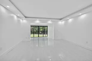 9272 Vista Del Lago, Boca Raton, FL 33428 - Photo 14