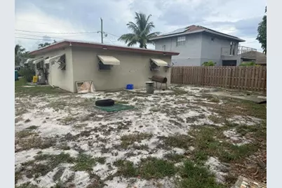 120 NE 12th Avenue, Boynton Beach, FL 33435 - Photo 12