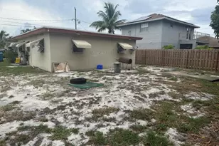 120 NE 12th Ave, Boynton Beach, FL 33435 - Photo 12