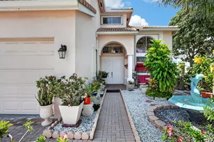 120 Isola Cir, Royal Palm Beach, FL 33411 - Photo 4