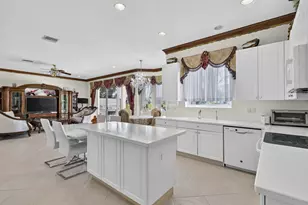 120 Isola Cir, Royal Palm Beach, FL 33411 - Photo 26