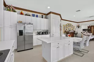 120 Isola Cir, Royal Palm Beach, FL 33411 - Photo 30