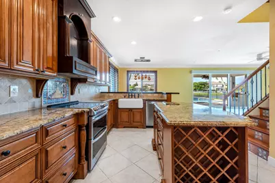 112 Isola Circle, Royal Palm Beach, FL 33411 - Photo 8