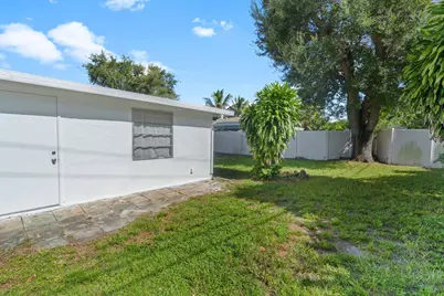 2220 N 57th Terrace, Hollywood, FL 33021 - Photo 24
