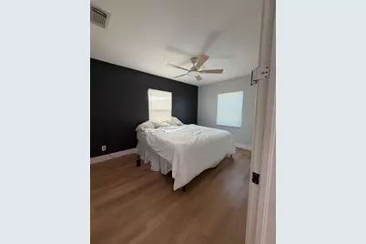 217 E 24th Street, Riviera Beach, FL 33404 - Photo 10