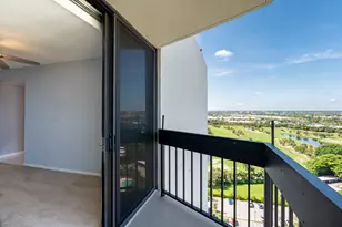 2400 Presidential Way, West Palm Beach, FL 33401 - Photo 20