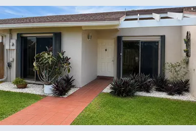 1013 NW 53rd Street, Deerfield Beach, FL 33064 - Photo 2