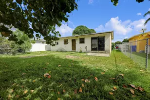 5450 Fletcher St, Hollywood, FL 33021 - Photo 2