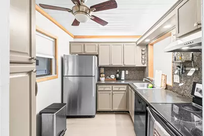 5370 Las Verdes Circle #209, Delray Beach, FL 33484 - Photo 10