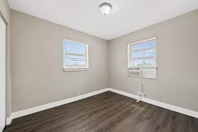 1761 Ali Baba Avenue, Opa Locka, FL 33054 - Photo 20