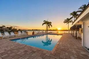 611 NE 12th Terrace, Boynton Beach, FL 33435 - Photo 2
