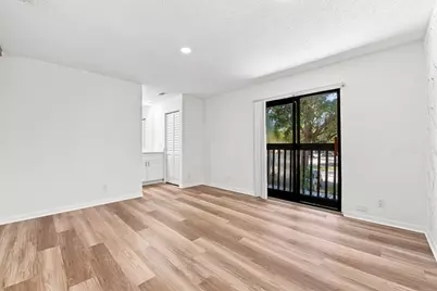 621 NW 47th Street, Deerfield Beach, FL 33064 - Photo 18