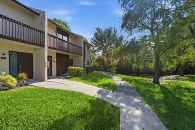 621 NW 47th Street, Deerfield Beach, FL 33064 - Photo 2