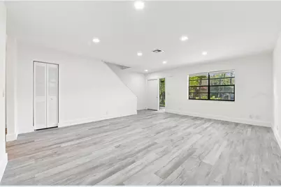 621 NW 47th Street, Deerfield Beach, FL 33064 - Photo 4