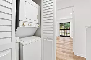 621 NW 47th St, Deerfield Beach, FL 33064 - Photo 14