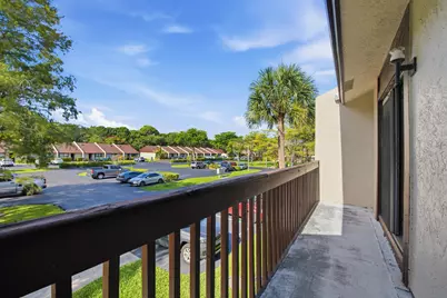 621 NW 47th Street, Deerfield Beach, FL 33064 - Photo 14