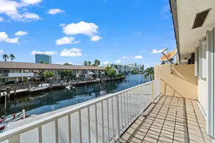 16470 NE 27th Pl, North Miami Beach, FL 33160 - Photo 18