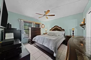 16470 NE 27th Pl, North Miami Beach, FL 33160 - Photo 20