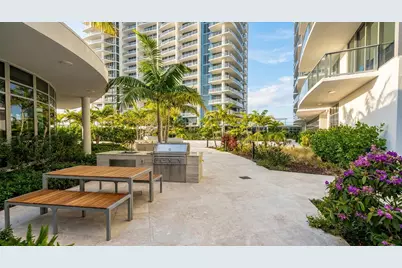 220 Lake Shore Drive #2009, Lake Park, FL 33403 - Photo 12