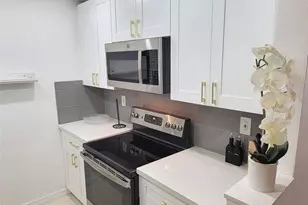 2170 NE 51st Ct, Fort Lauderdale, FL 33308 - Photo 2